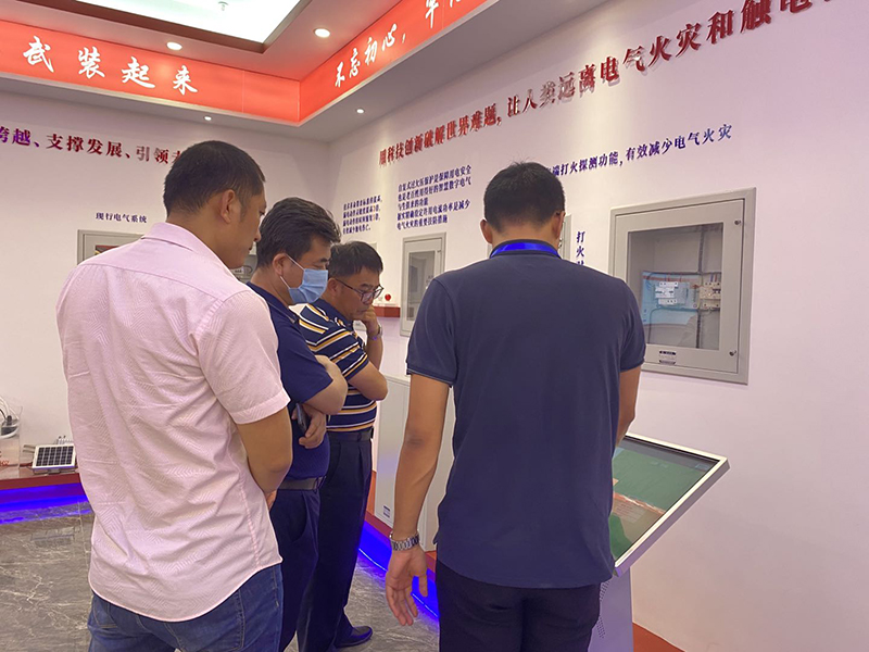 海南民生燃气（集团）股份有限公司向导莅临我司旅行指导事情_尊龙凯时-新闻中心