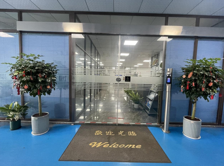 岁末温暖 诞愿有你_尊龙凯时-新闻中心
